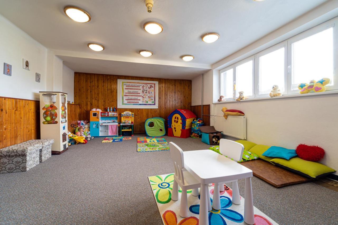 Hotel Sasanka Tatranská Lomnica Dış mekan fotoğraf